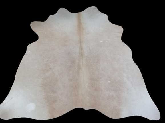 Dywan SKÓRA BYDLĘCA CIELAK POLSKI beżowy skóra naturalna