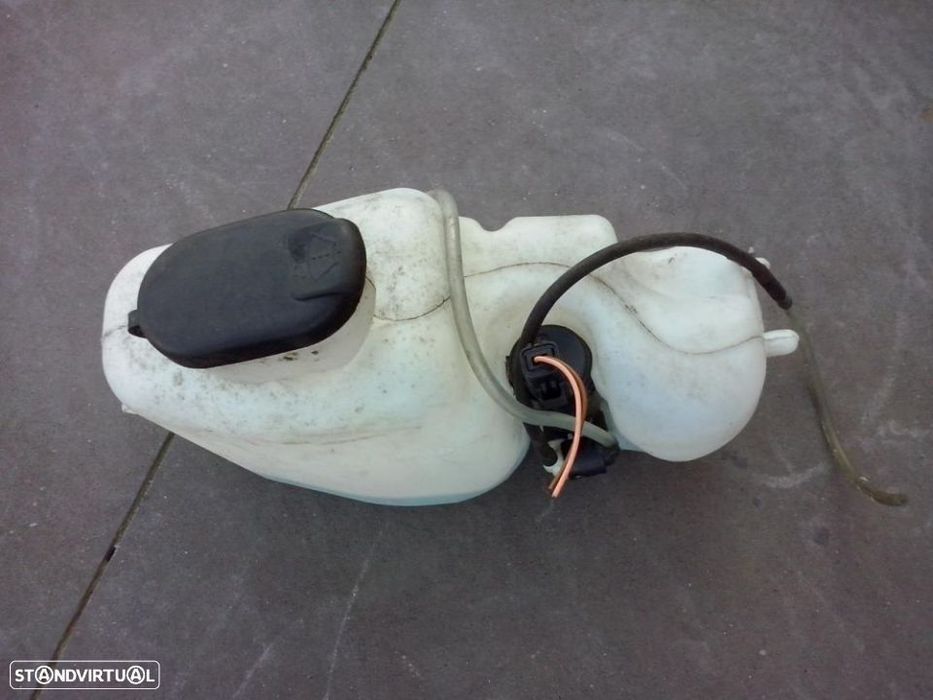 Depósito esguicho Renault Kangoo