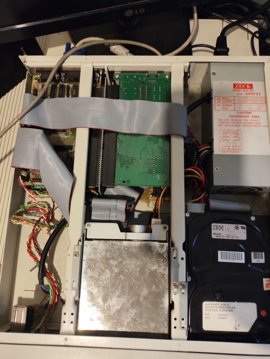 Retro zabytkowy komputer 386 AMD 40mhz