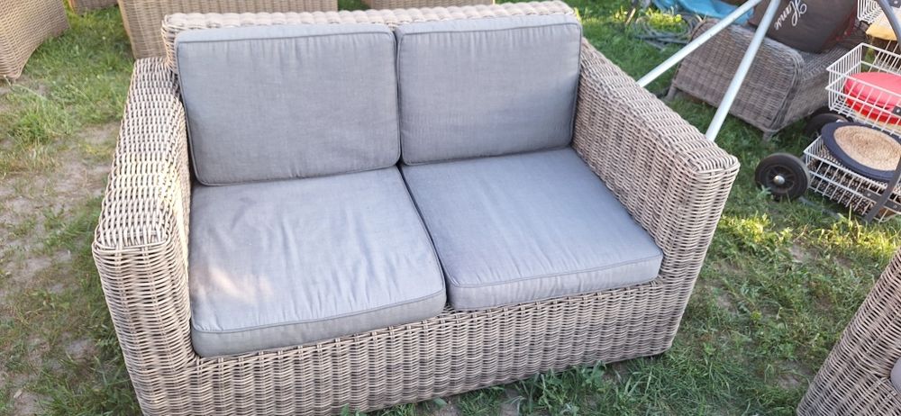 Meble ogrodowe ratan