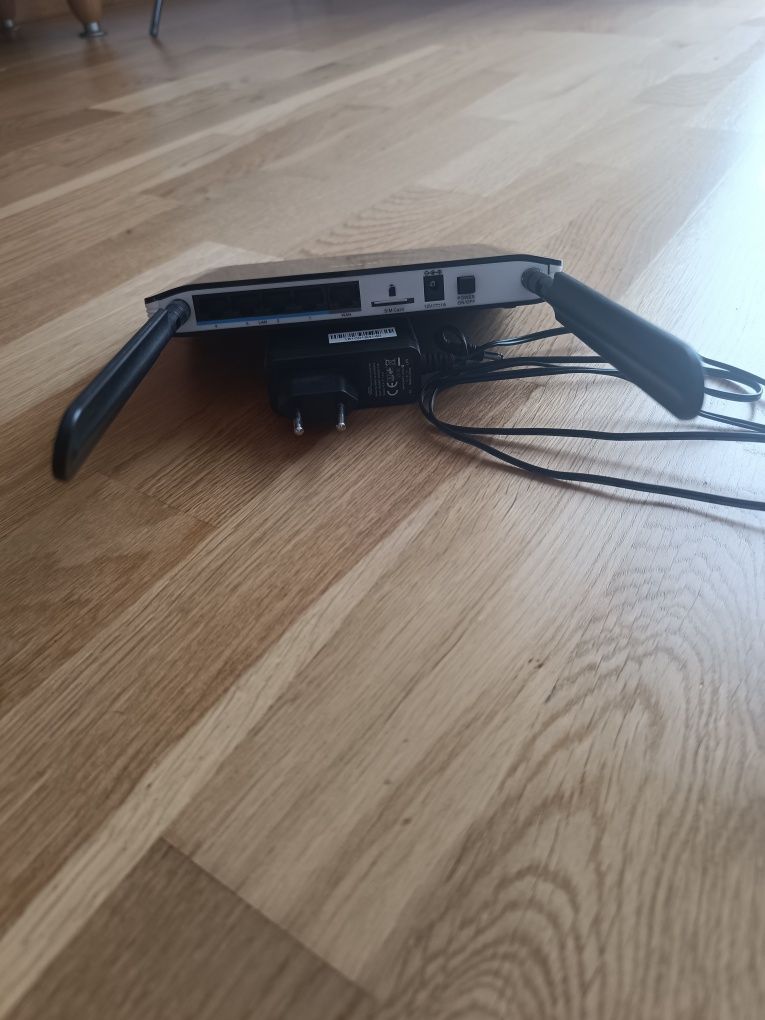 Router D-link model dwr-921