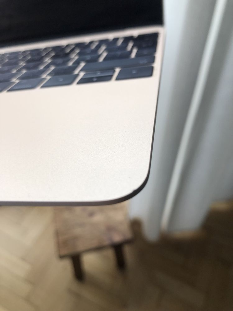 Macbook z matryca do wymiany! 12 Cali