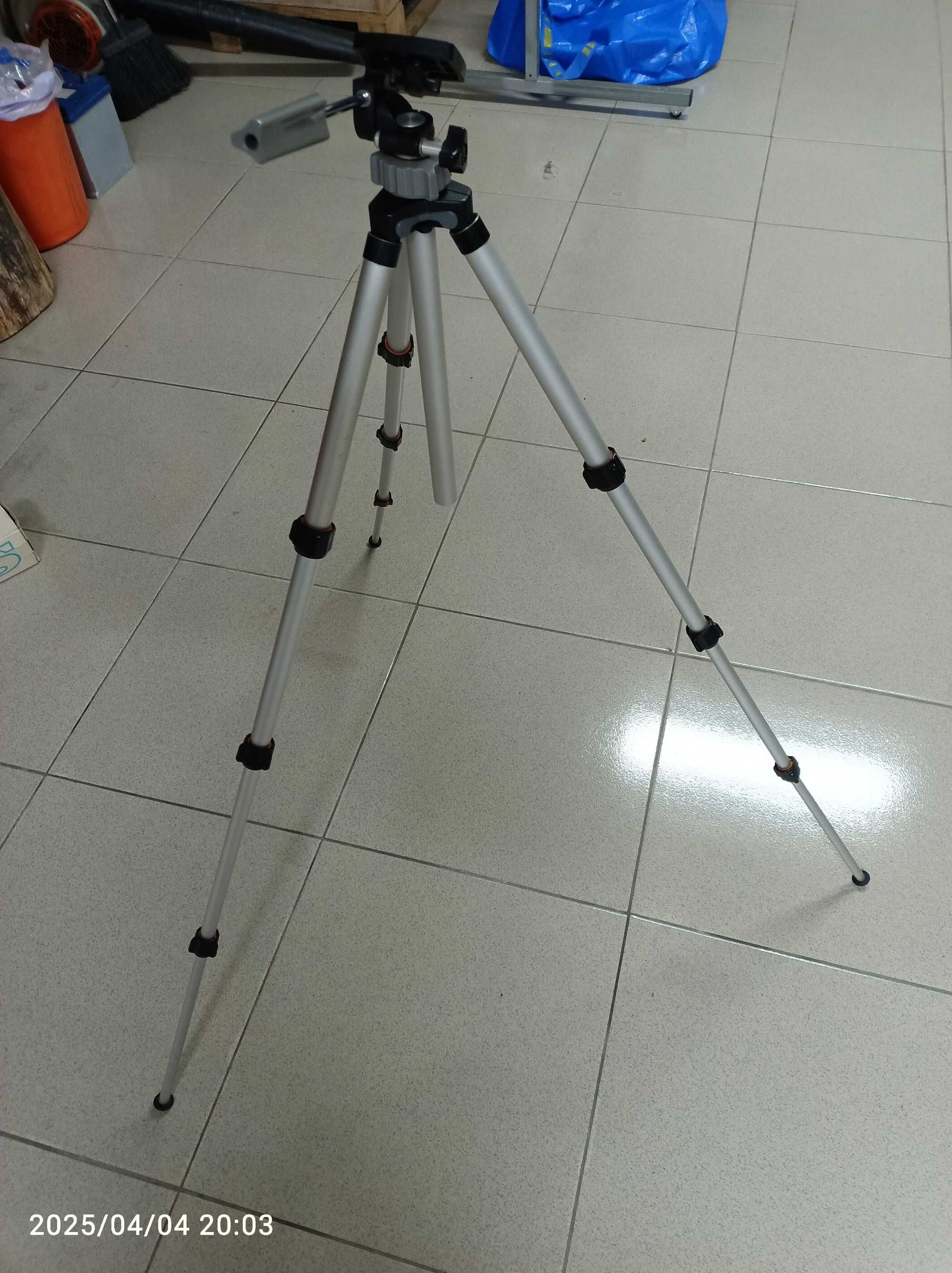 Tripé/suporte para fotografia novo