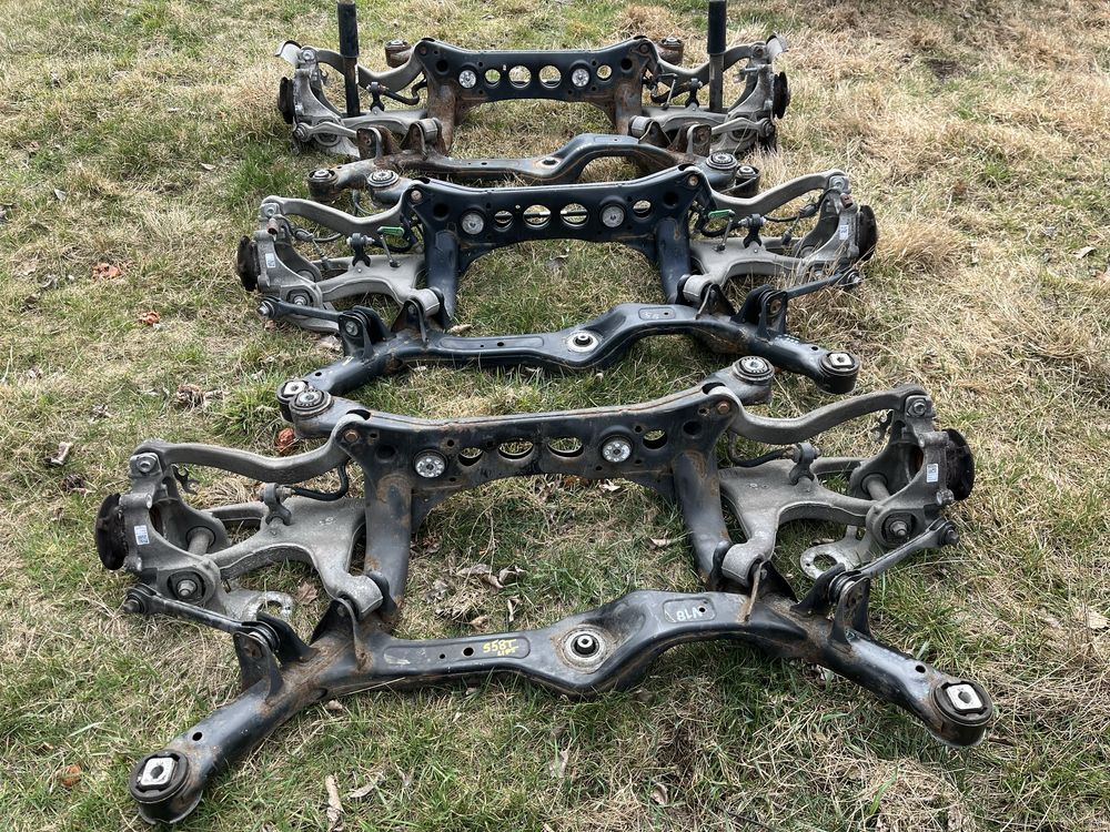 AUDI A4 S4 B8 A5 S5 8T QUATTRO 4x4 belka trawers sanki zawieszenie tył