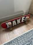 Skateboard Baker, Bones Red, Independent Trucks, Spitfire