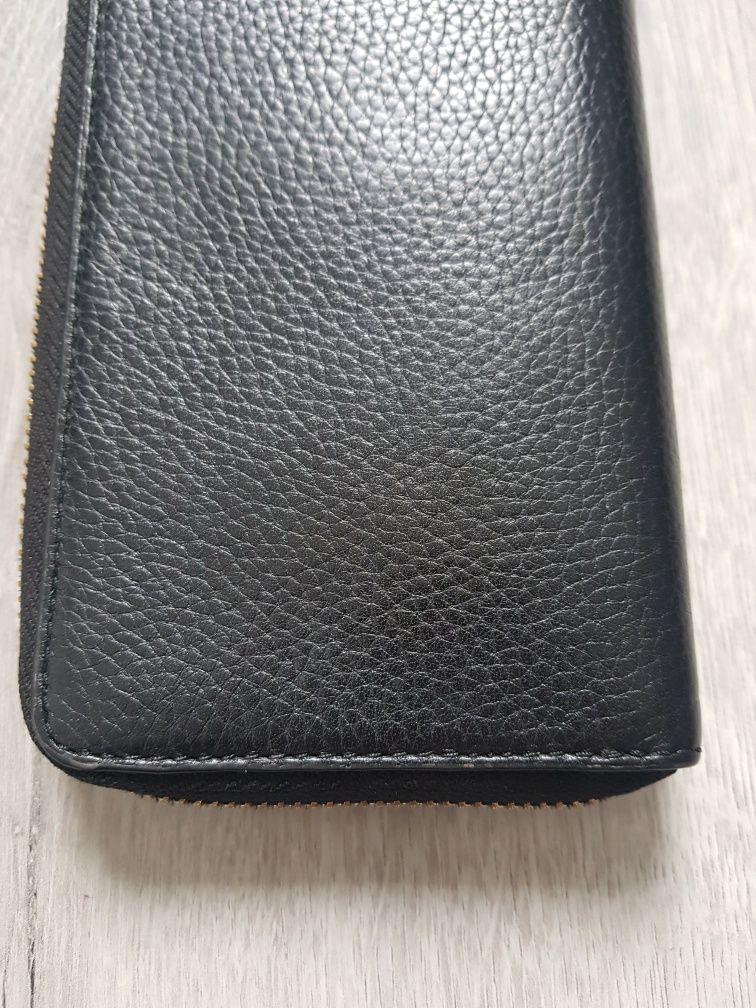 Portfel Michael Kors z uchwytem do ręki