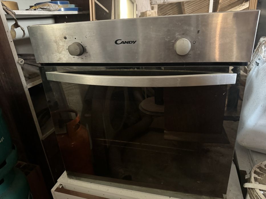 Forno Candy em bom estado
