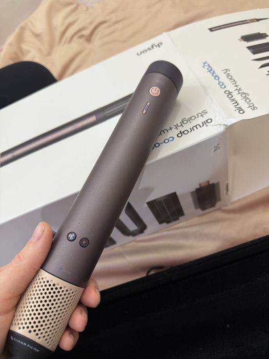 Dyson Airwrap Co-anda 2x HS09