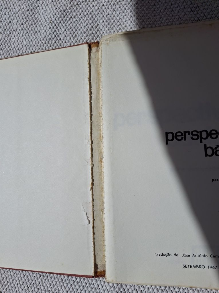 4 Livros: Projetar É Facil I,II,III mais  Perspetiva Básica .Arte