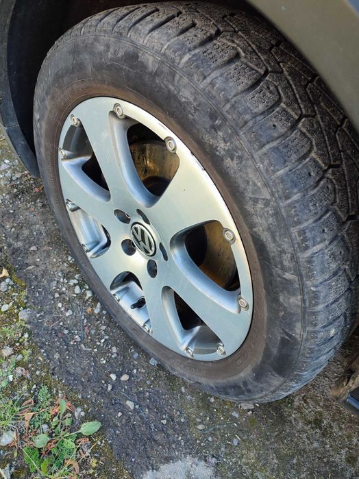 Volkswagen Touran Cross