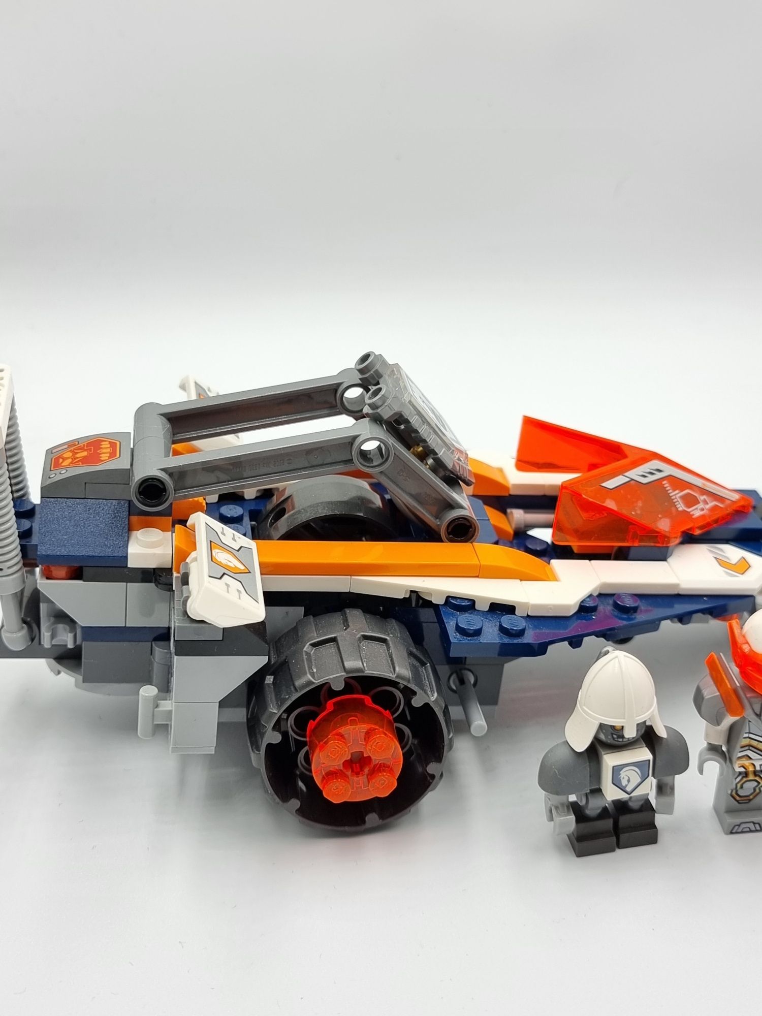 Lego 70348 Nexo Knights - Bojowy Pojazd Lance'a