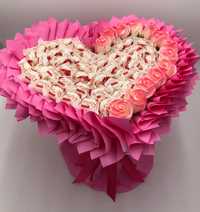 Bukiet serce Raffaello z mydlanymi różami-prezent na Dzień Kobiet