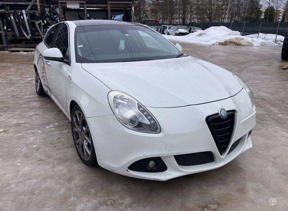 Бампер Alfa Romeo Giulietta розборка