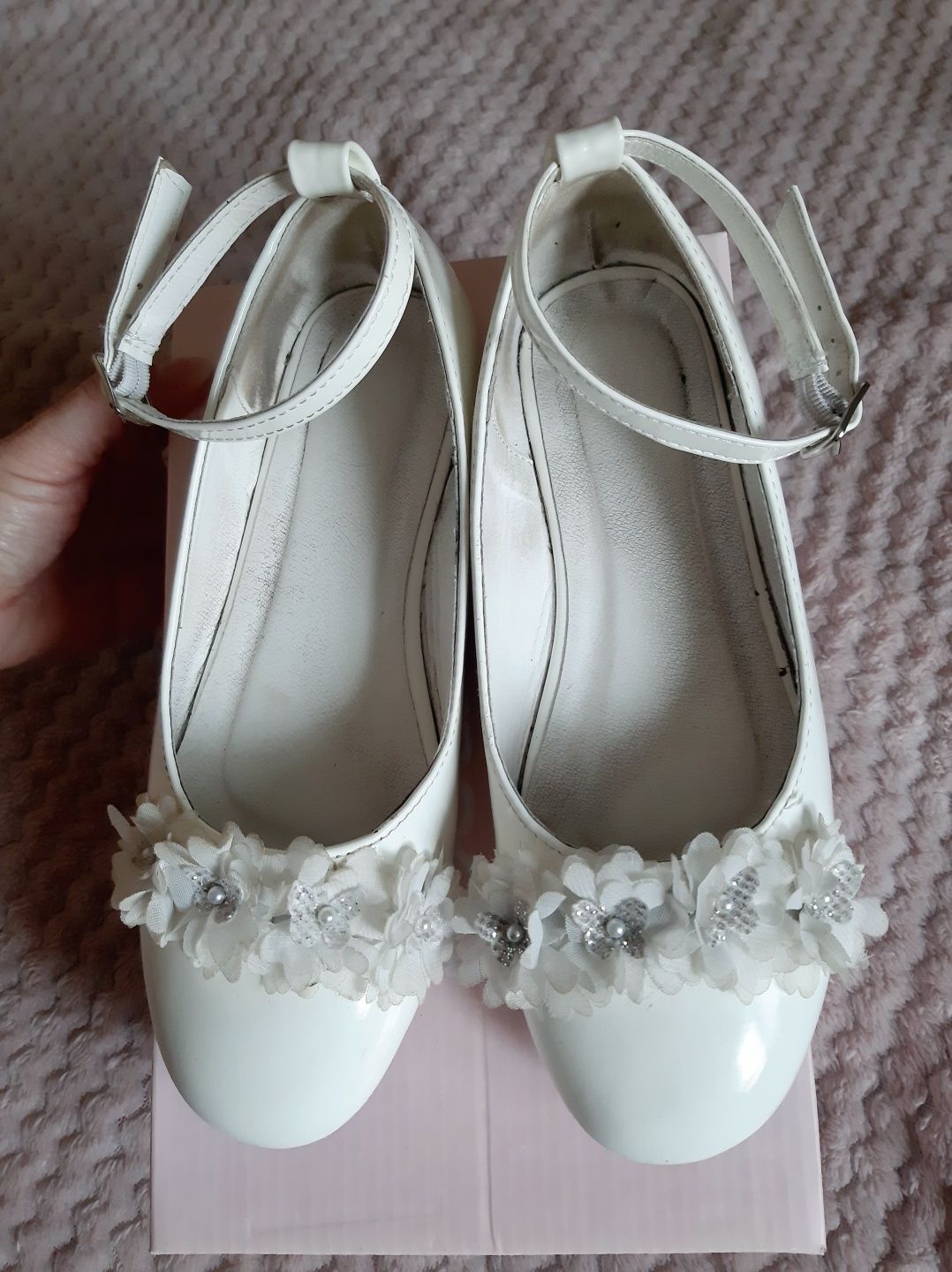 Buty Komunijne Białe Eleganckie CCC