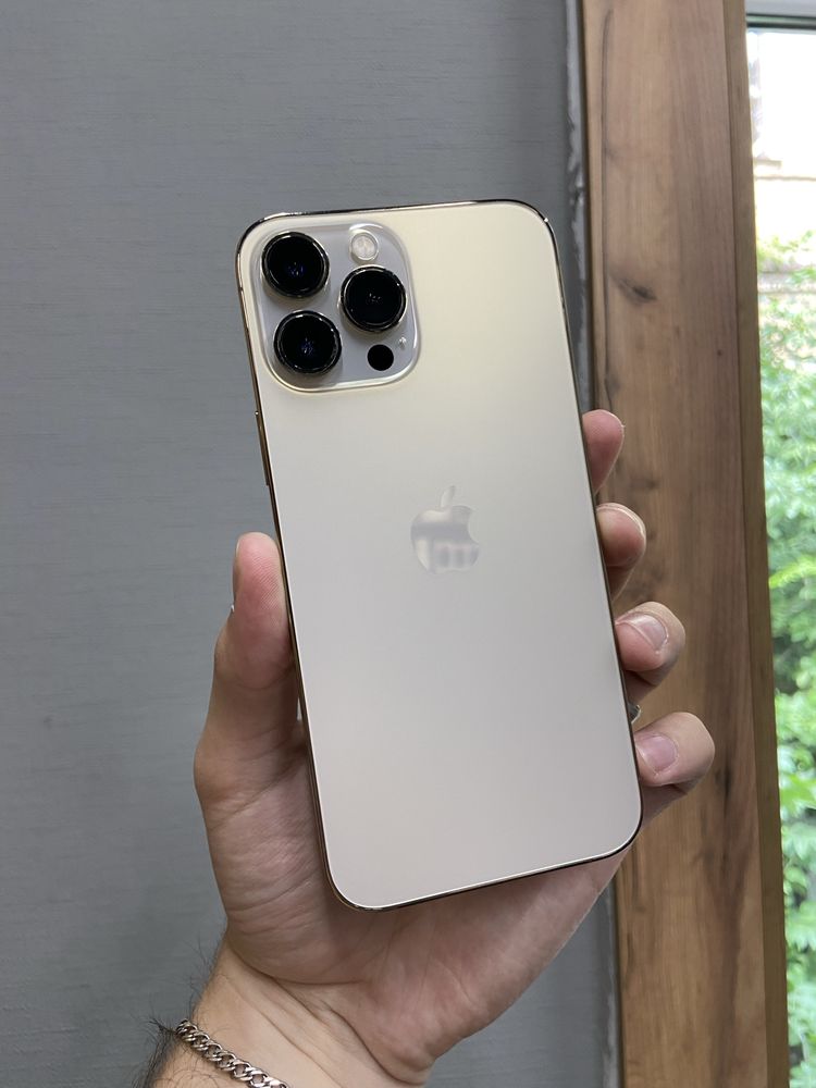 iPhone 13 Pro Max 256Gb Gold Neverlock Чудовий стан