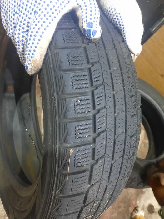 Продам шины DUNLOP 195 60 r15