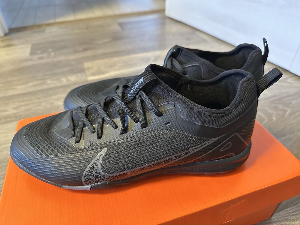 Сороконожки Nike Air Zoom