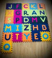 Battat - дитячий килимок-пазл "ABC", 26 елементів - алфавіт