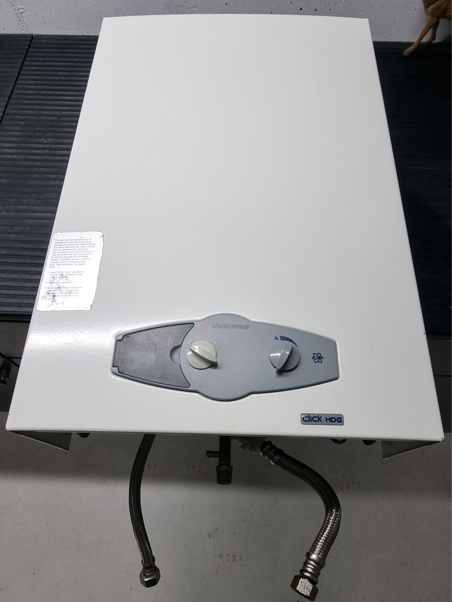 Esquentador Vulcano 11lts ventilado e outro 18lts tiragem natural