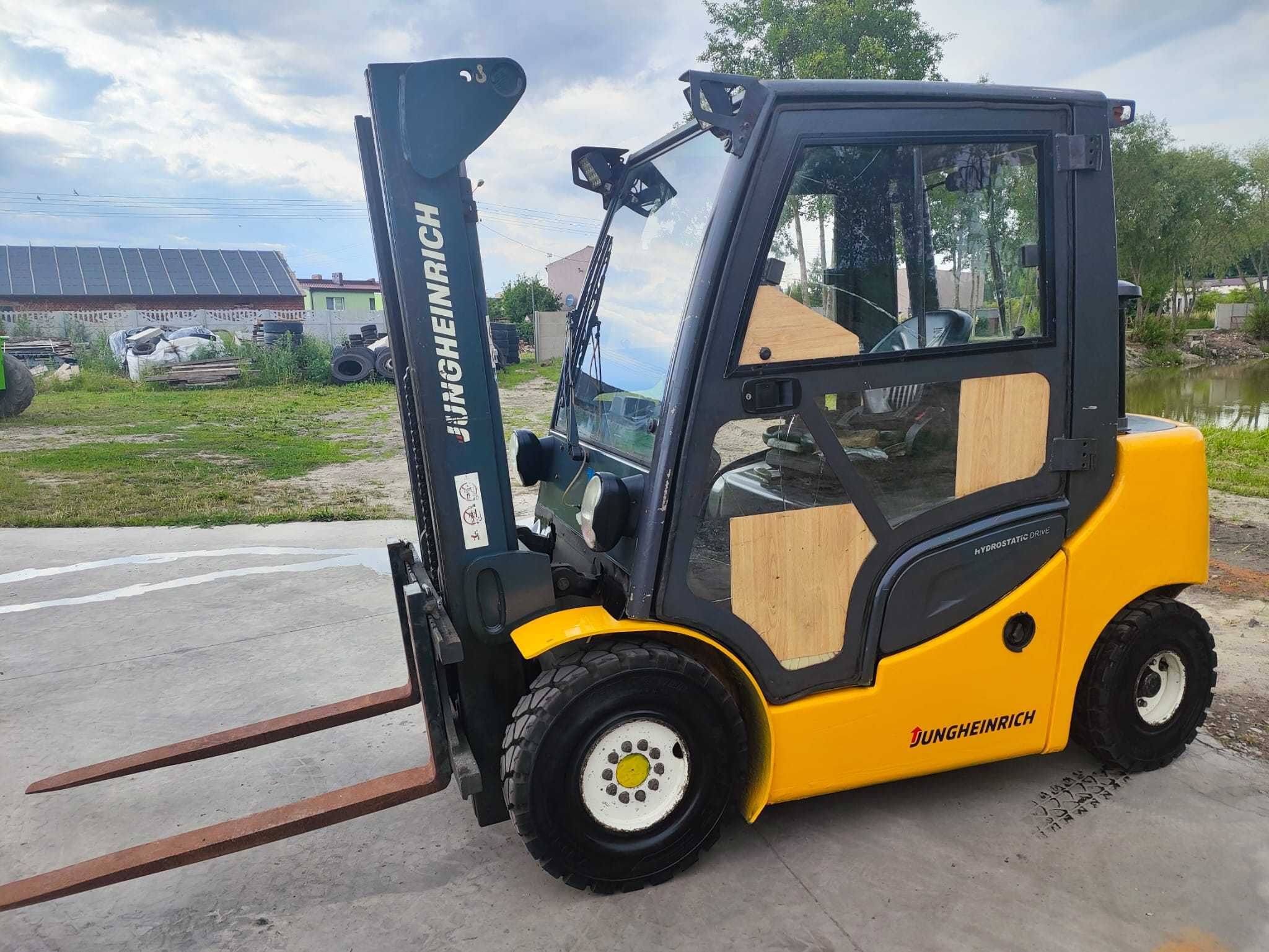 Wózek widłowy Jungheinrich 425S Hydrostatic Drive z 2011 roku