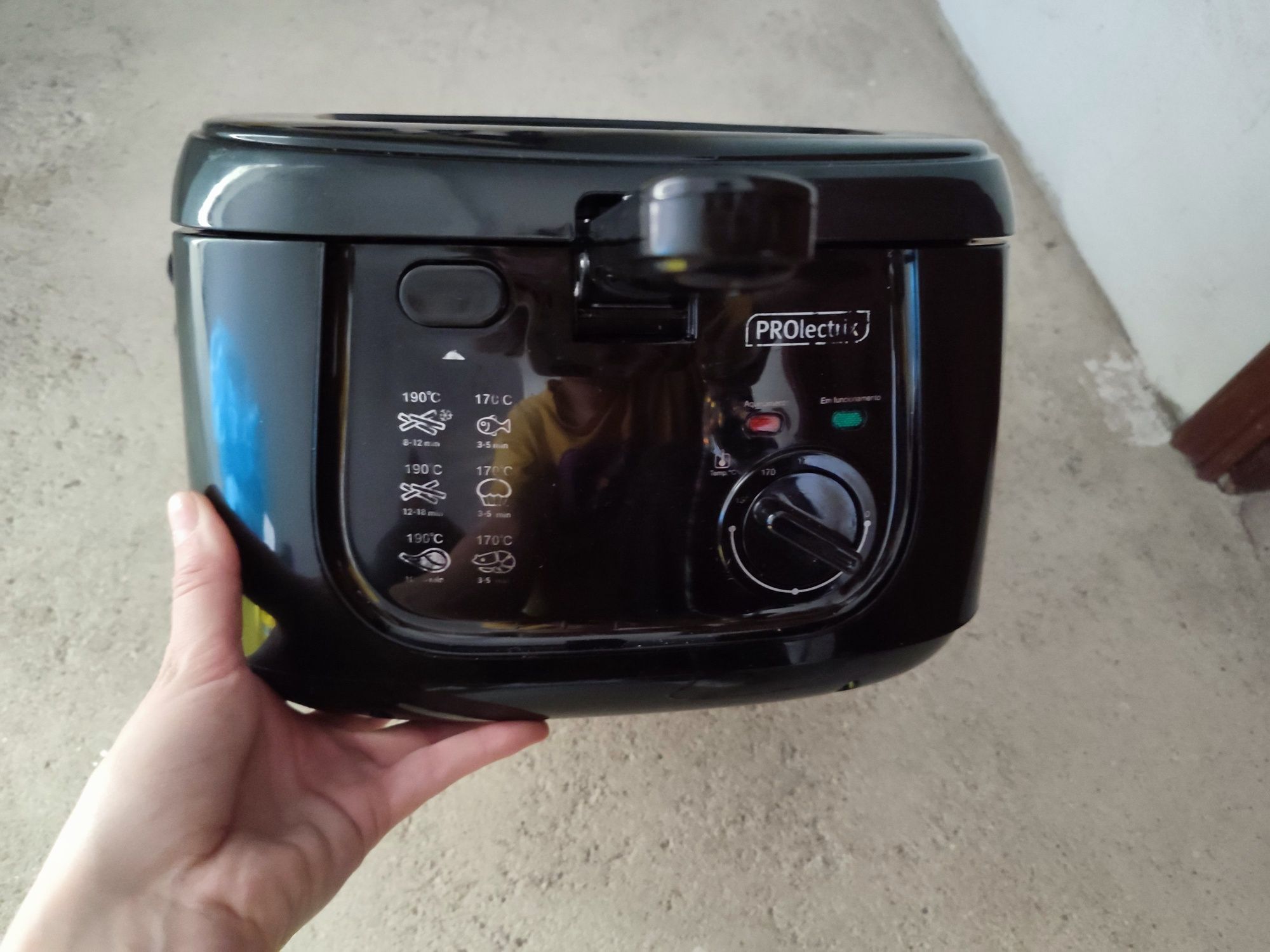 Fritadeira elétrica 2.5l