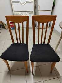Cadeiras madeira com assento em veludo