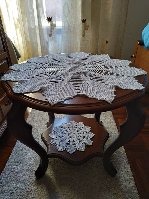 Mesa Pequena em madeira