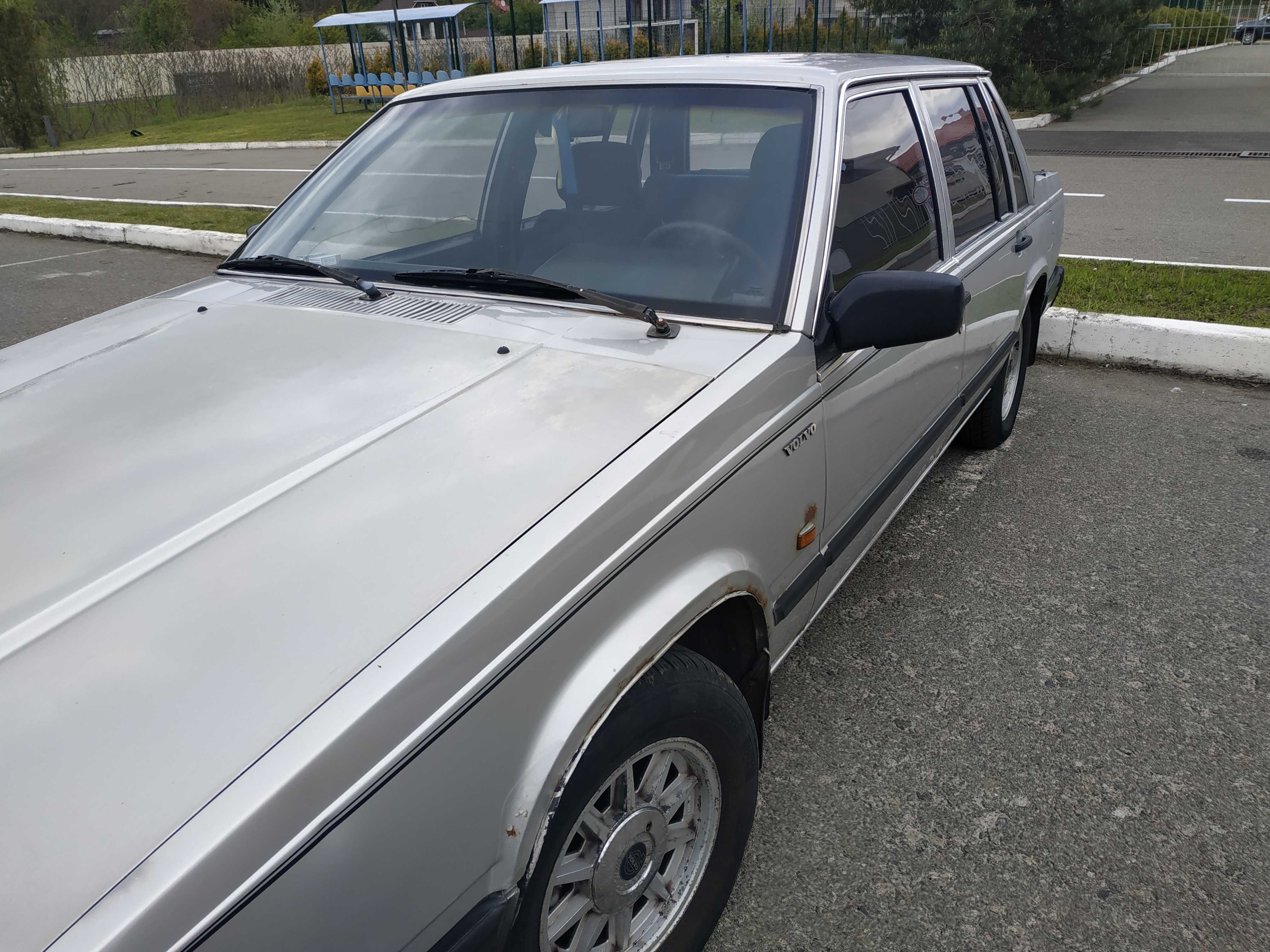 Продам Volvo 740