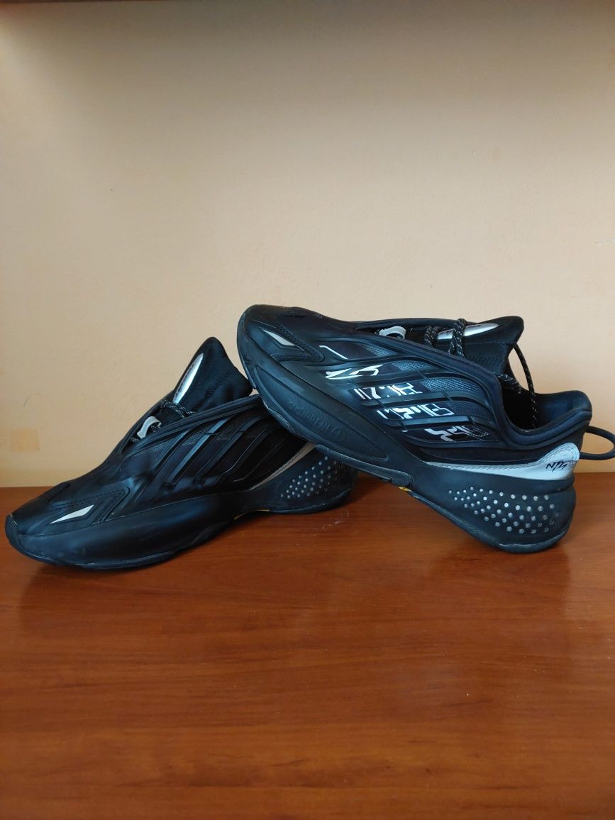 Оригінальні кросівки adidas Ozrah 41 розмір