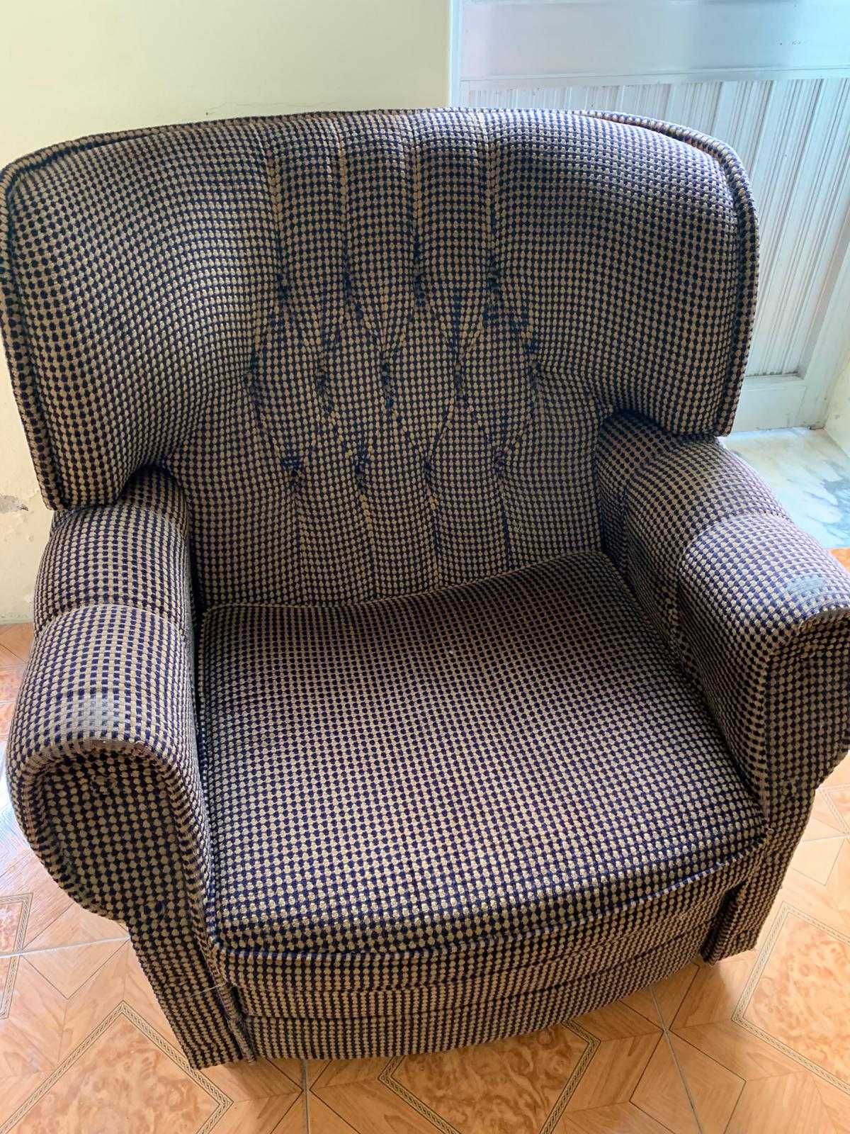 OPORTUNIDADE: Conjunto de 3 SOFÁS (2 poltronas + sofá de 3 lugares)