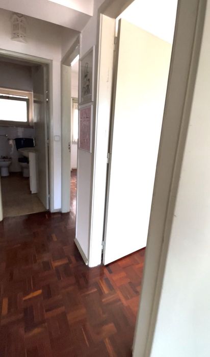 Apartamento T2 para Remodelar Cova da Piedade