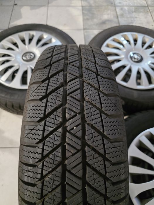 Felgi Stalowe Toyota Yaris 4x100 do24 Opony Zimowe 175/55r15