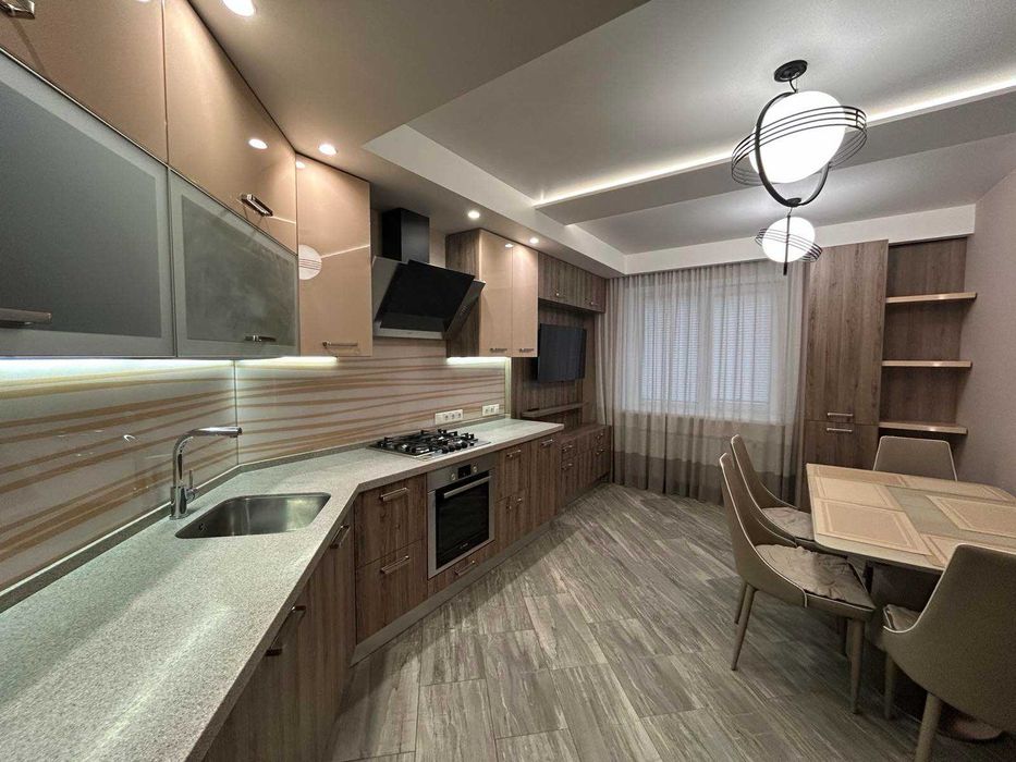 Продам 2-3к квартиру ЖК Набережный Квартал Ривер Парк Победа