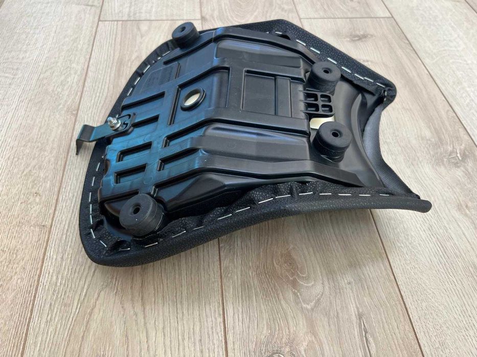 Siedzenie Kierowcy  do motocykla KAWASAKI