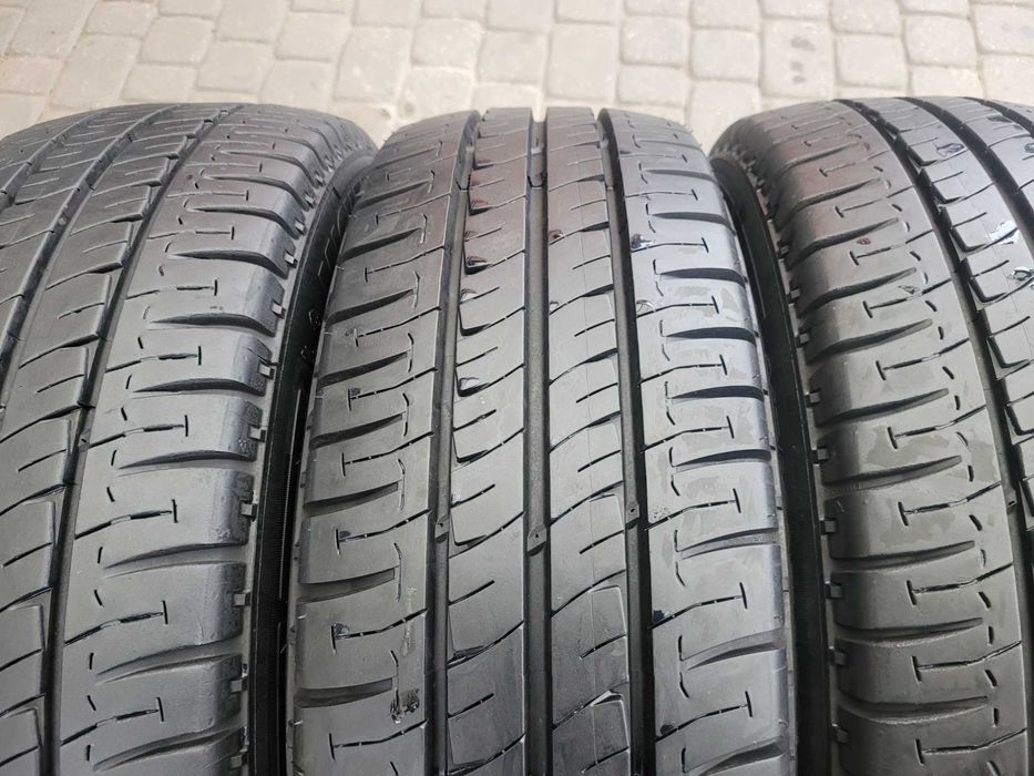 215  / 60  R 17C   Michelin     Lato /Komplet