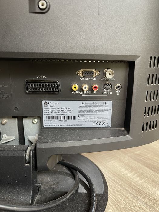 Televisão LG Preta - Em bom estado