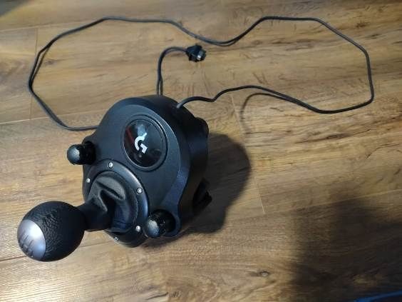Kierownica Logitech g920 + shifter jak nowe Gwarancja