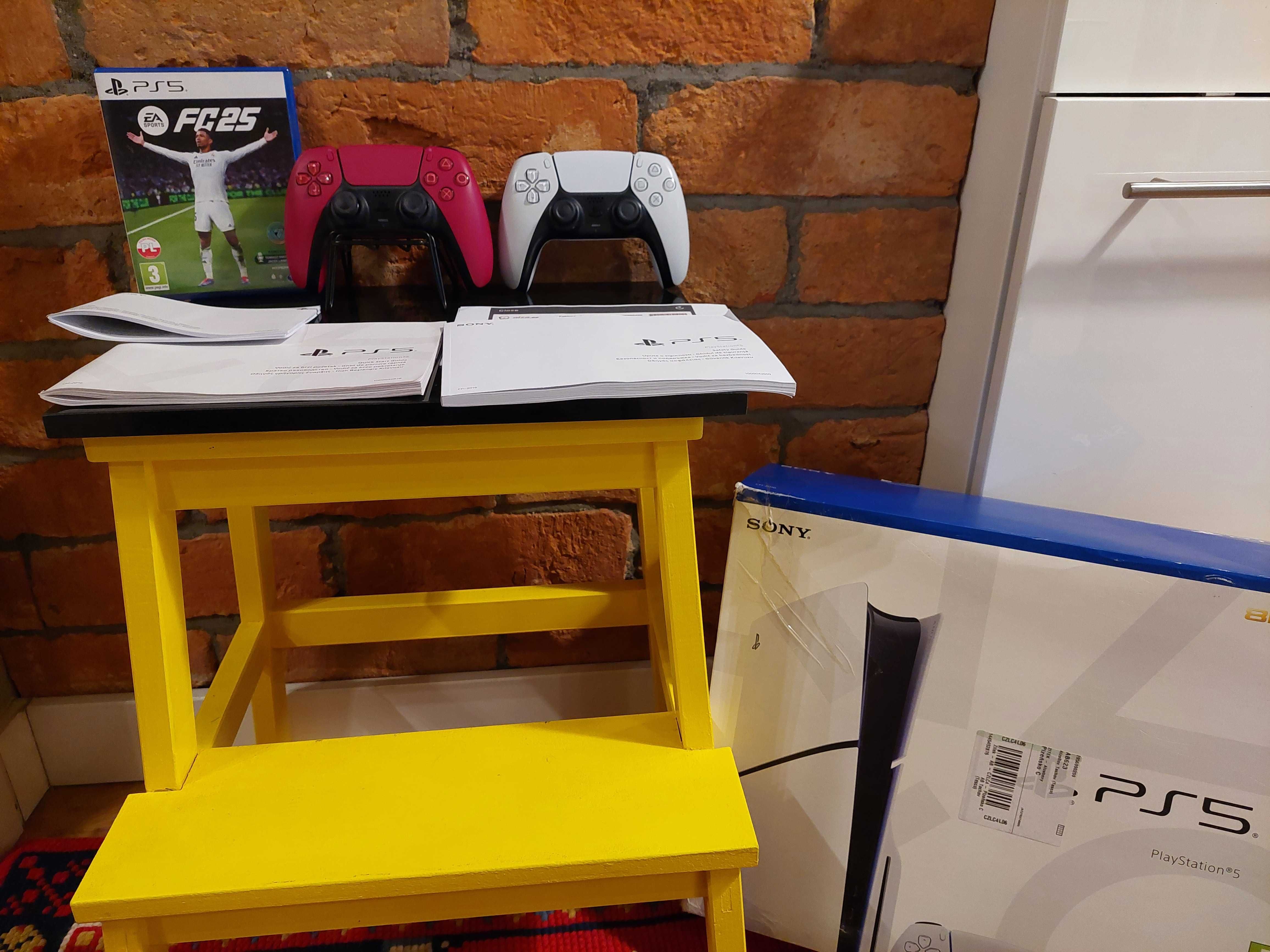 Konsola SONY PlayStation 5 PS5 1TB napęd 2X PAD FV GWAR FC25 jak Nowa