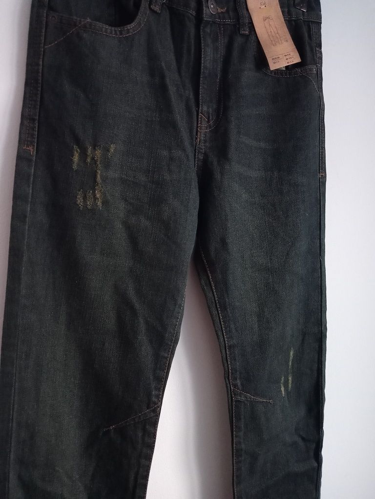 F&F Spodnie Chłopięce Jeansowe 146 nowe
