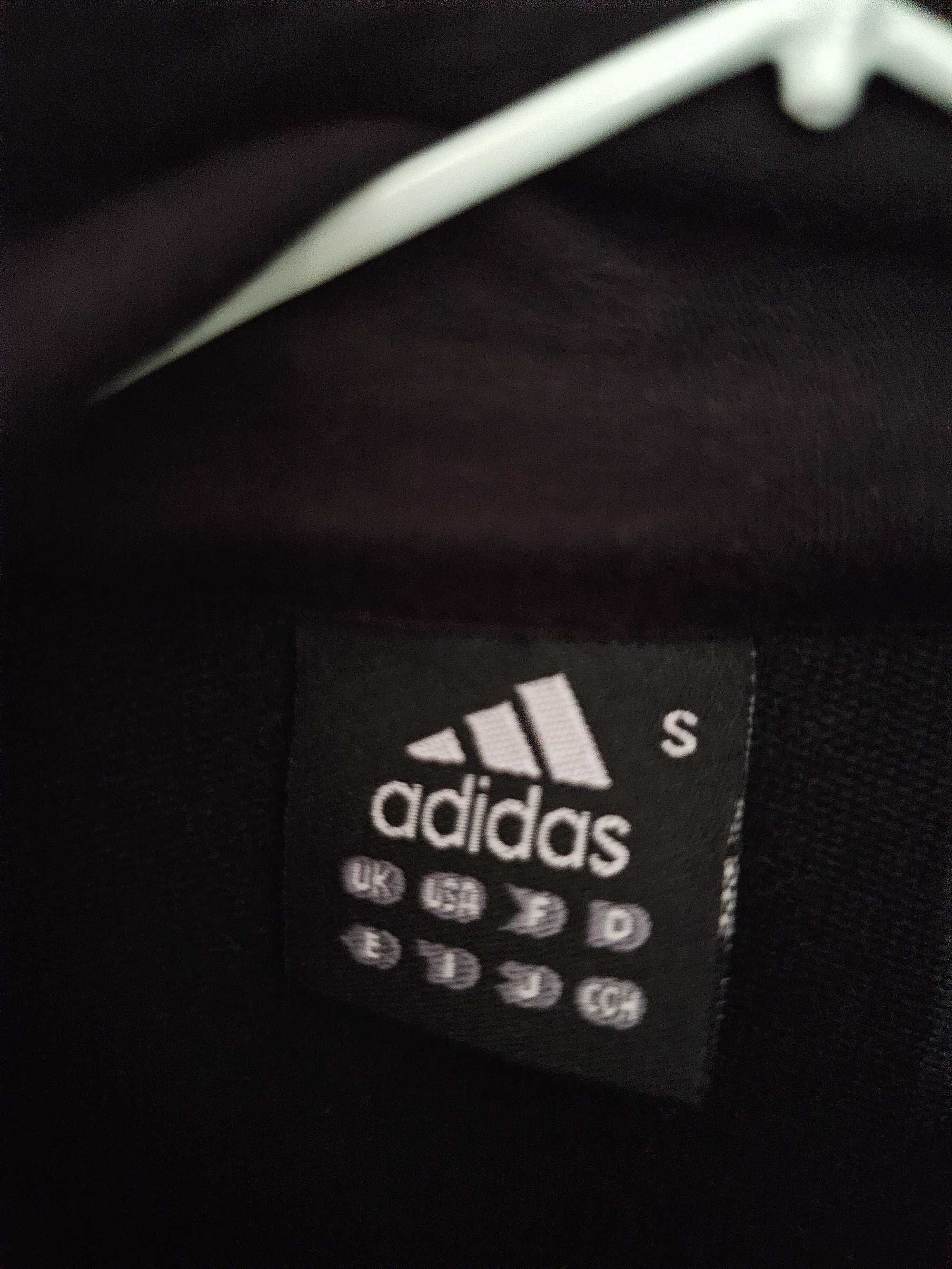 Кофта adidas S размера