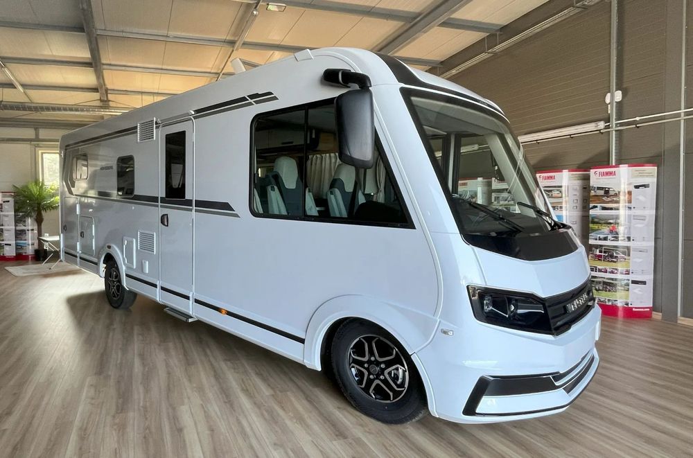 Weinsberg CaraCore 700MEG L  Automat | 180KM | Head-up | rok 2025