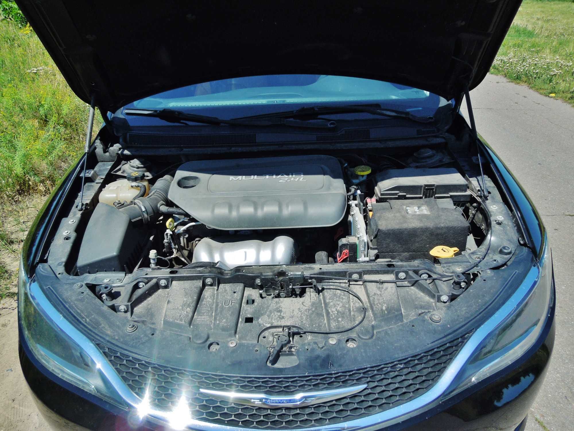 CHRYSLER 200/Рідна фарба,зразковий стан.