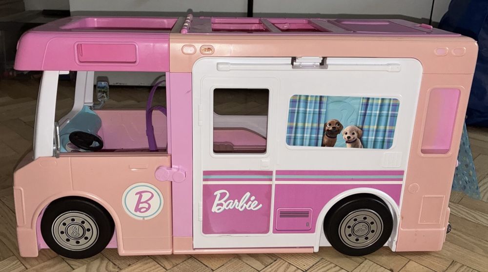 Camper dla lalek Barbie