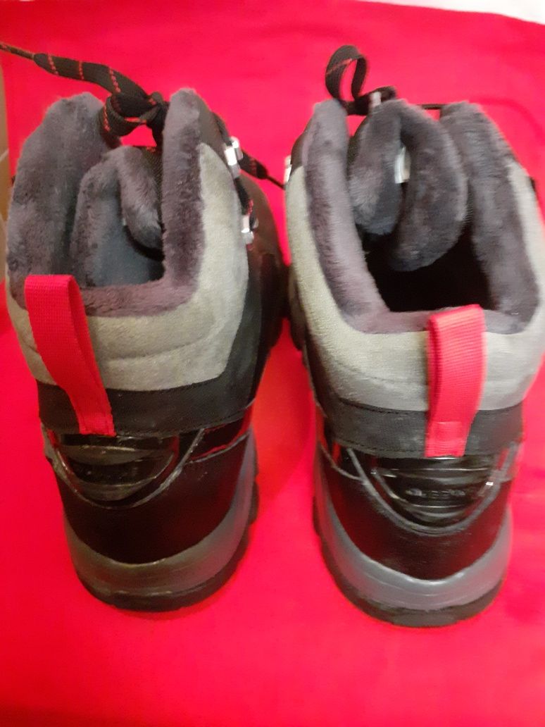 Nowe buty  francuskiej  marki  męskie 46