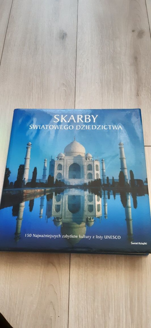 Album Skarby Swiatowego Dziedzictwa.