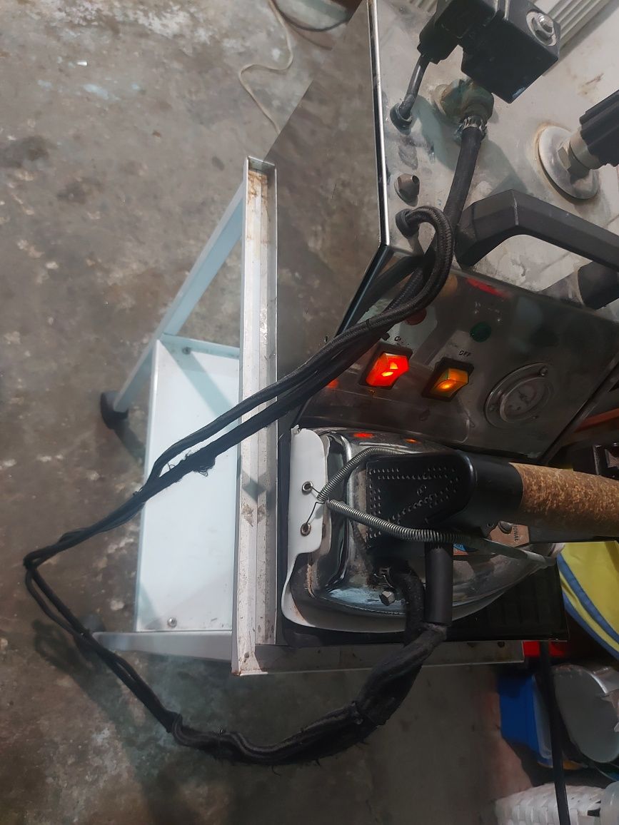 Ferro de engomar profissional