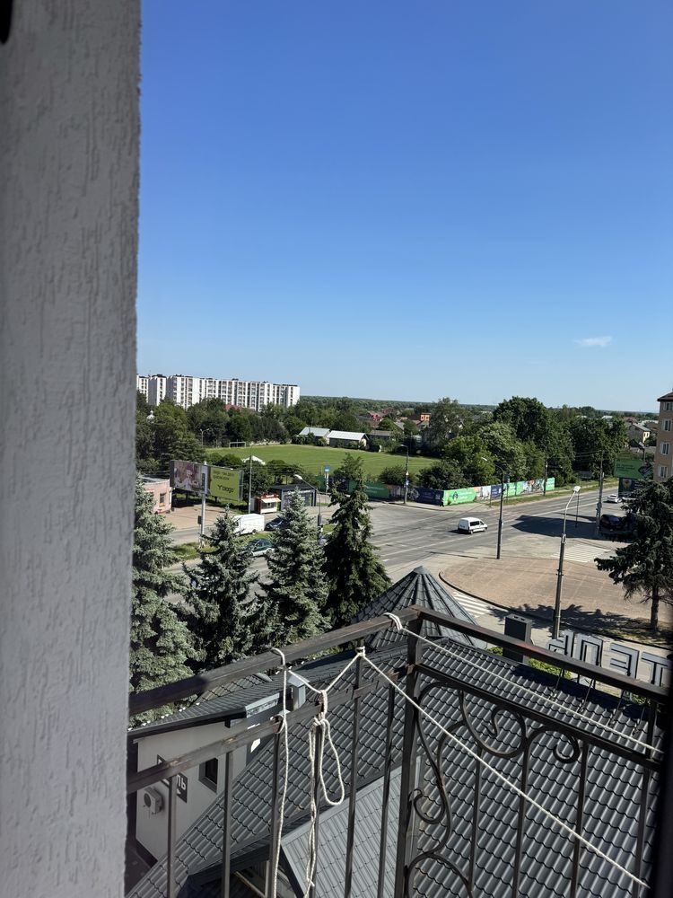 Продам 1 кімнатну в новобудові квартиру вул.Коновальця