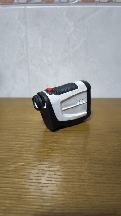 Range finder Bushnell tour v4