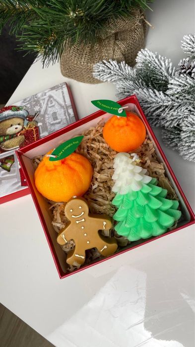 Новорічні декоративні свічки