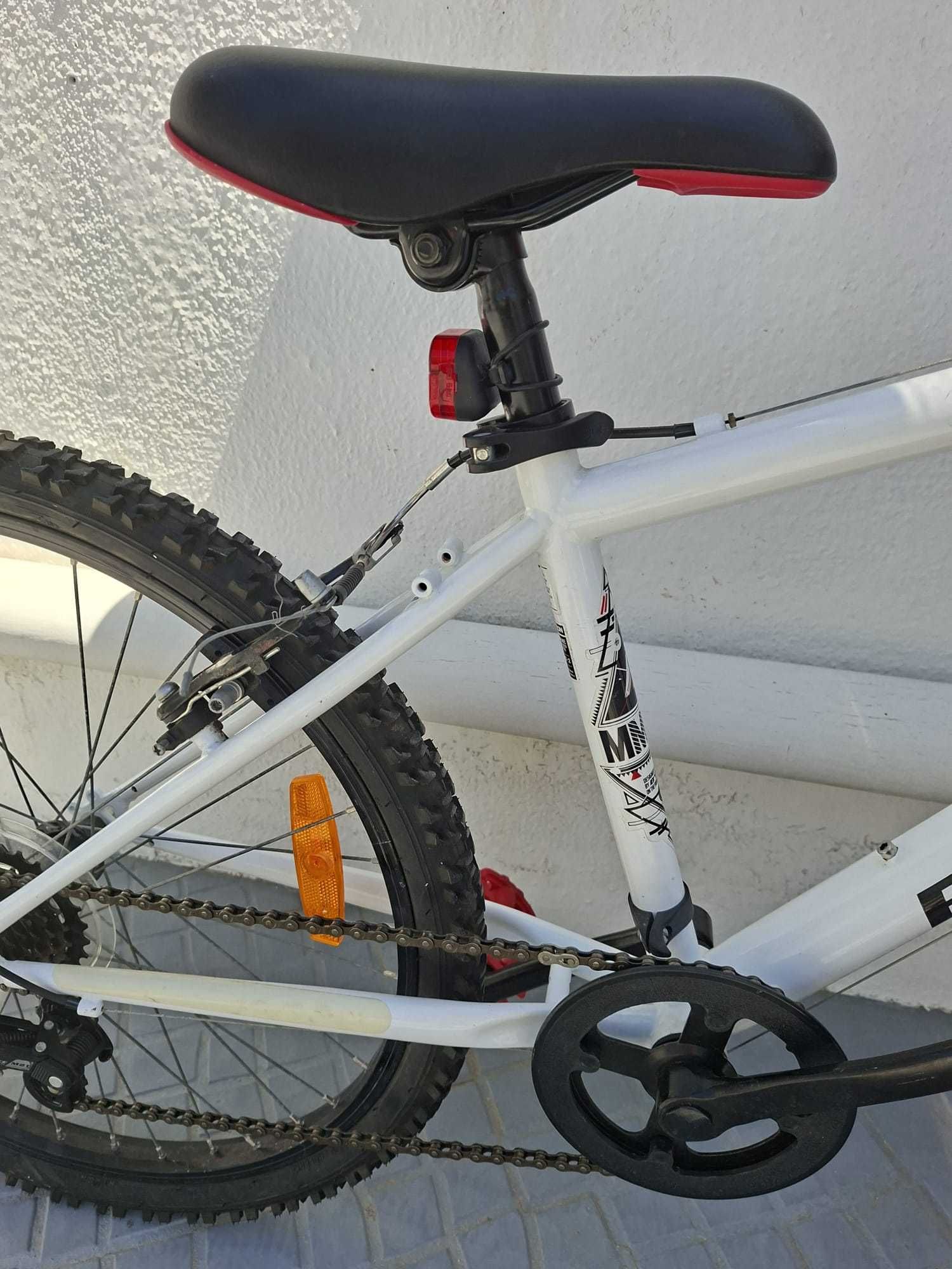 Bicicleta Btwin RockRider 300 Roda 24